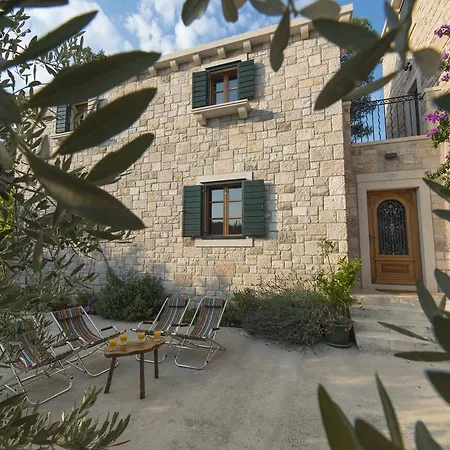 Villae Dalmaticae - Plava Ferienhaus *